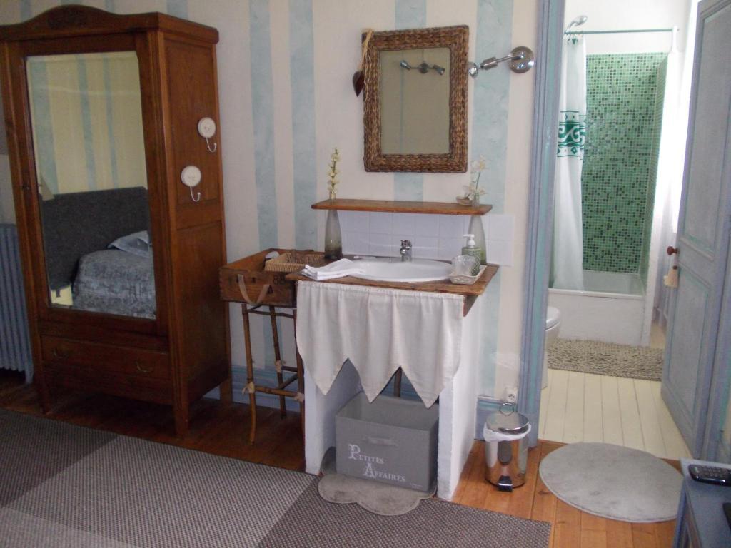 B&B Maison Gaudin Cognac Ruang foto