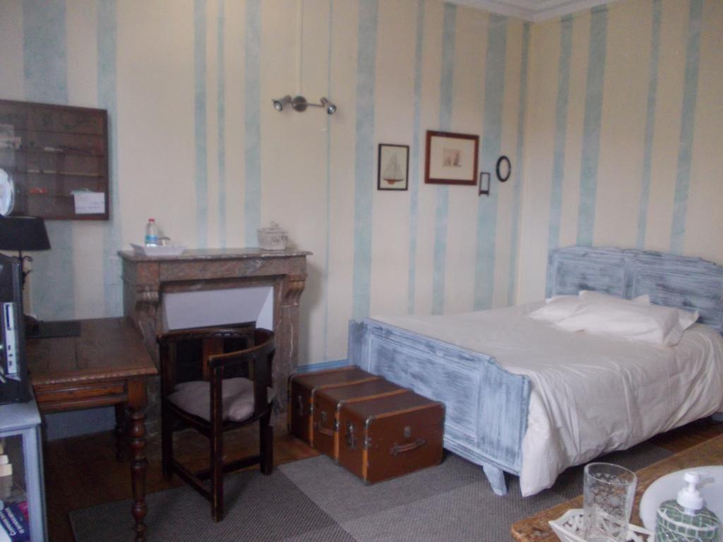 B&B Maison Gaudin Cognac Ruang foto