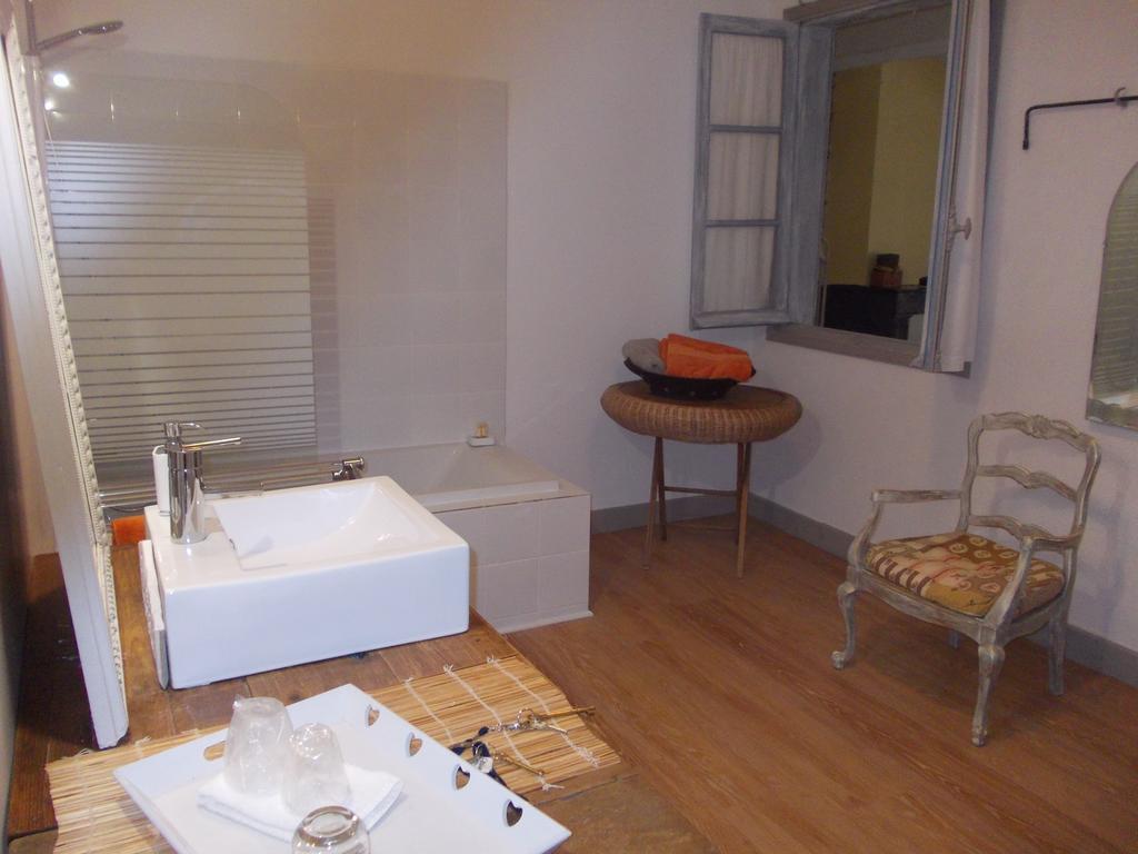 B&B Maison Gaudin Cognac Ruang foto